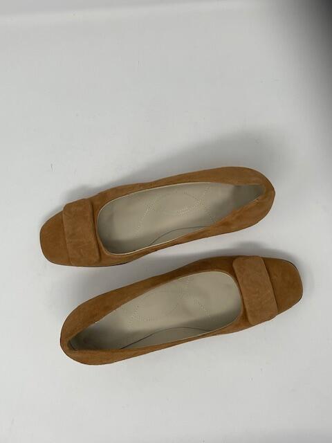 Oak Suede Heels