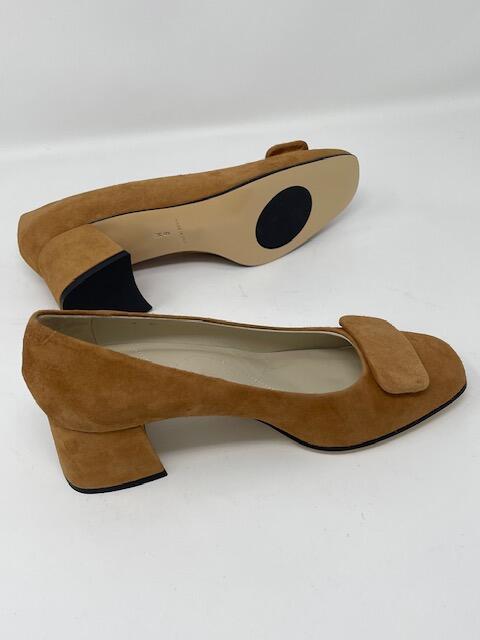 Oak Suede Heels