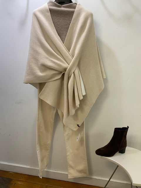 Reversible Cashmere Wrap - Ecru/Winter White