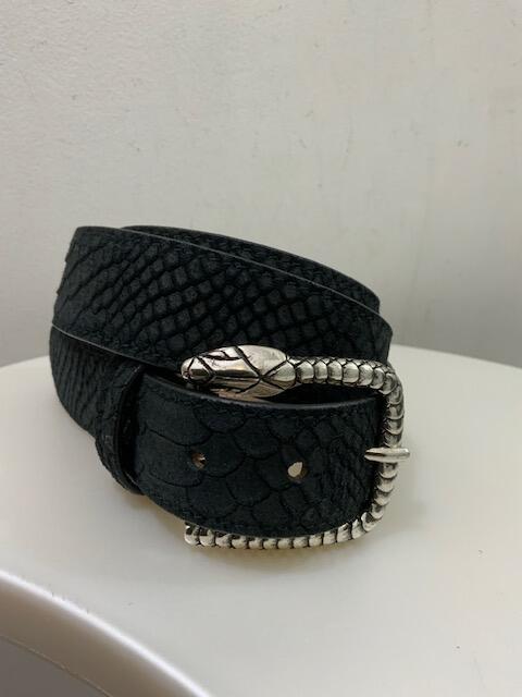 Black Alligator Patterned Belt